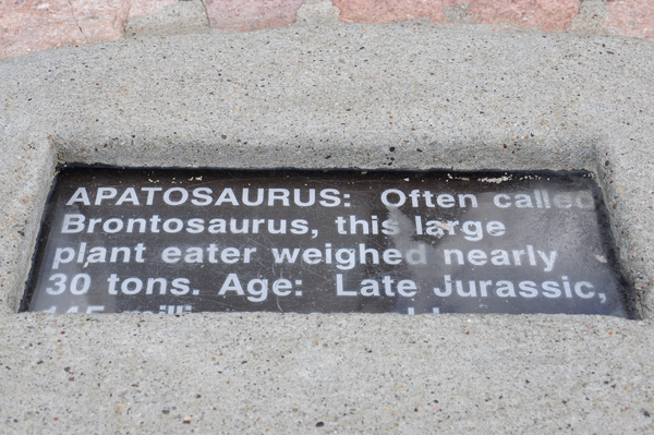 Apatosaurus sign